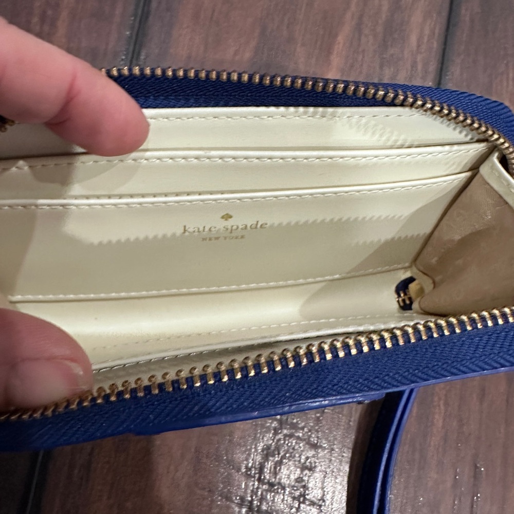 Kate Spade Royal blue Patent Leather Zip Around Zip Up Wallet Wristlet - Picture 3 of 6